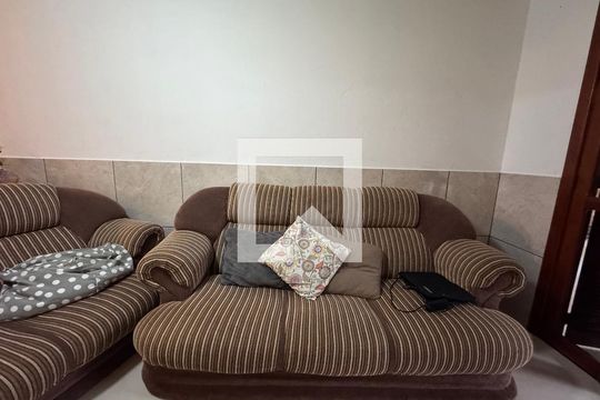 Sala de casa à venda com 2 quartos, 90m² em Santos Dumont, São Leopoldo
