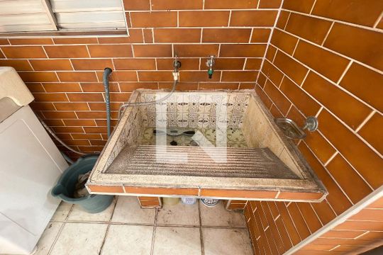 Área de Serviço de casa à venda com 4 quartos, 170m² em Jardim do Mar, São Bernardo do Campo