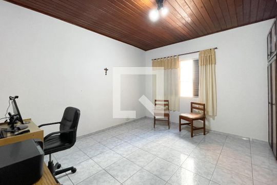 Quarto 1 de casa à venda com 4 quartos, 170m² em Jardim do Mar, São Bernardo do Campo