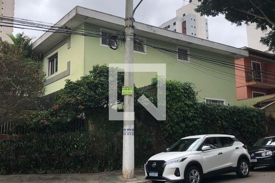 Vista da Rua de casa à venda com 3 quartos, 153m² em Vila Alexandria, São Paulo