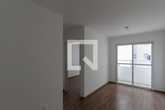 Sala de apartamento para alugar com 2 quartos, 45m² em Cidade São Mateus, São Paulo
