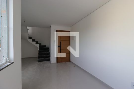 Sala de apartamento à venda com 2 quartos, 100m² em Vila Camilópolis, Santo André