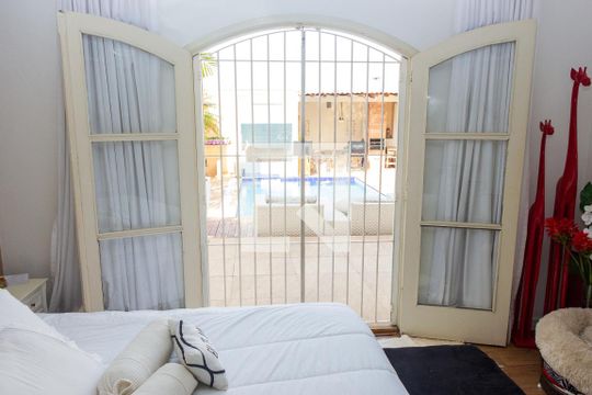 Suíte 1 de casa à venda com 4 quartos, 800m² em Interlagos, São Paulo