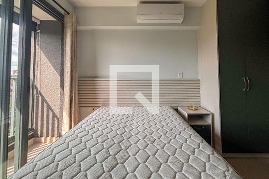 Studio de kitnet/studio para alugar com 1 quarto, 26m² em Brooklin Paulista, São Paulo