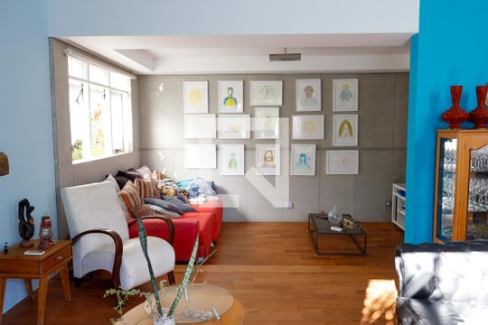 Sala de casa à venda com 4 quartos, 444m² em City Bussocaba, Osasco