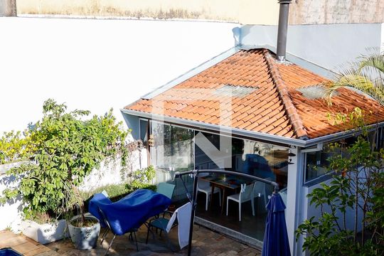 Área comum de casa à venda com 4 quartos, 444m² em City Bussocaba, Osasco