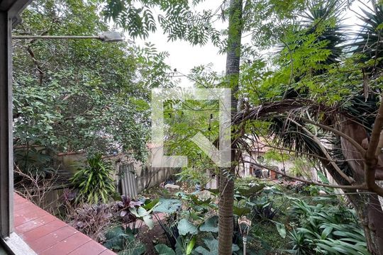 Vista de casa à venda com 3 quartos, 191m² em Penha de França, São Paulo