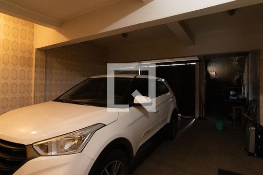 Garagem de casa à venda com 4 quartos, 209m² em Jardim Maringa, São Paulo