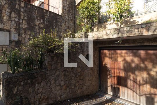 Garagem de casa à venda com 4 quartos, 209m² em Jardim Maringa, São Paulo