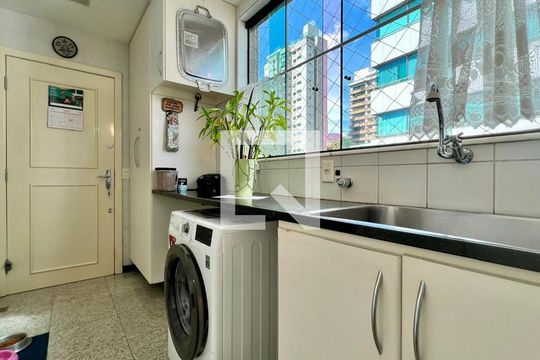 Área de Serviço de apartamento à venda com 4 quartos, 292m² em Sion, Belo Horizonte