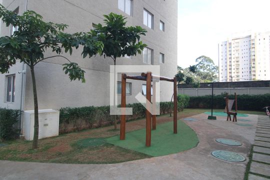 Área comum de apartamento para alugar com 2 quartos, 44m² em Usina Piratininga, São Paulo
