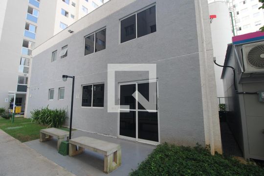 Área comum de apartamento para alugar com 2 quartos, 44m² em Usina Piratininga, São Paulo
