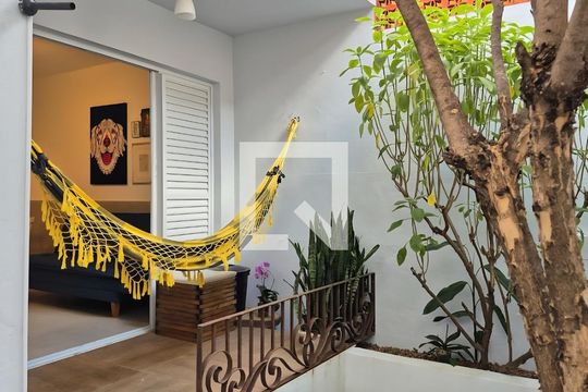 Quintal casa 2 de casa à venda com 1 quarto, 50m² em Vila Clementino, São Paulo