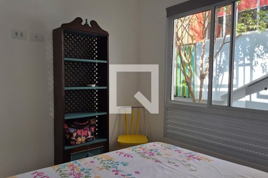 Quarto casa 2 de casa à venda com 1 quarto, 50m² em Vila Clementino, São Paulo