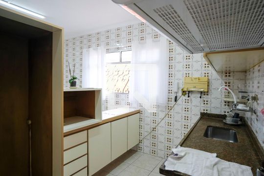 Cozinha de casa à venda com 4 quartos, 200m² em Rudge Ramos, São Bernardo do Campo