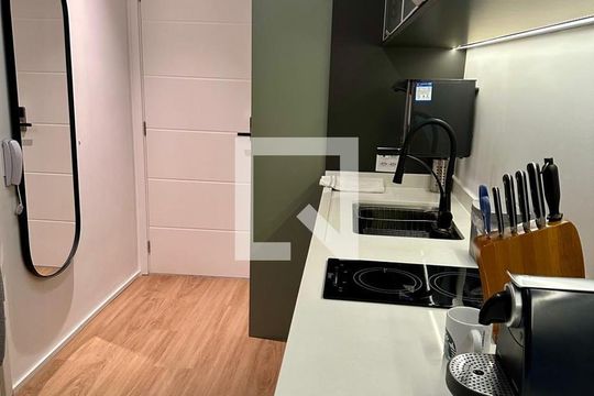 Cozinha de kitnet/studio à venda com 1 quarto, 26m² em Pinheiros, São Paulo