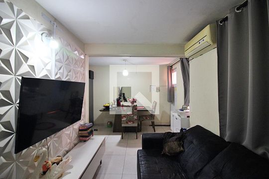 Sala de apartamento à venda com 2 quartos, 47m² em Cooperativa, São Bernardo do Campo