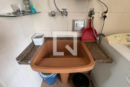 Área de Serviço de apartamento à venda com 3 quartos, 135m² em Sumarezinho, São Paulo