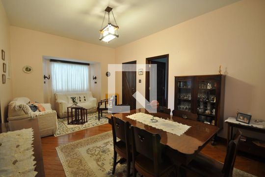 Casa à venda com 3 quartos, 160m² em Vila Gustavo, São Paulo