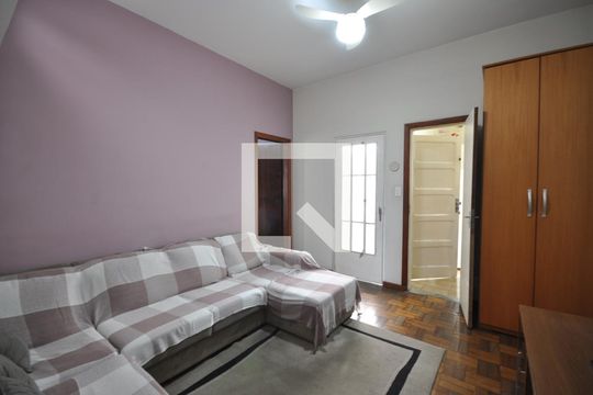 Sala de TV de casa à venda com 3 quartos, 160m² em Vila Gustavo, São Paulo