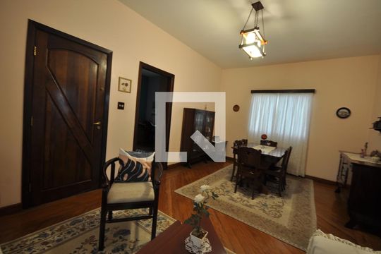 Sala de casa à venda com 3 quartos, 160m² em Vila Gustavo, São Paulo