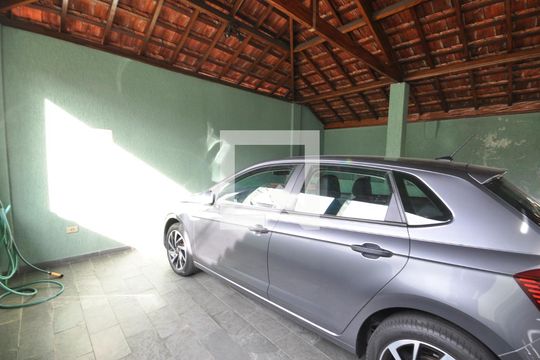 Garagem de casa à venda com 3 quartos, 160m² em Vila Gustavo, São Paulo