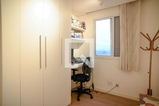 Quarto de apartamento à venda com 2 quartos, 58m² em Jardim Celeste, São Paulo