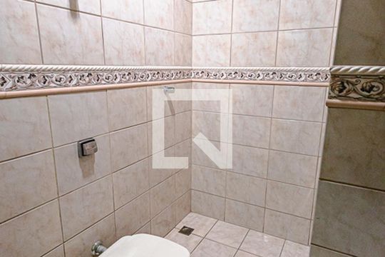 Lavabo de casa à venda com 4 quartos, 250m² em Itatiaia, Belo Horizonte