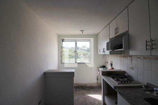 Cozinha e Área de Serviço de apartamento à venda com 2 quartos, 61m² em Jardim Alvorada, São Bernardo do Campo