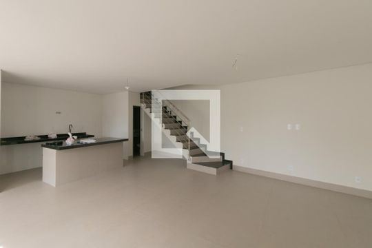 Casa à venda com 3 quartos, 184m² em Vila Cloris, Belo Horizonte