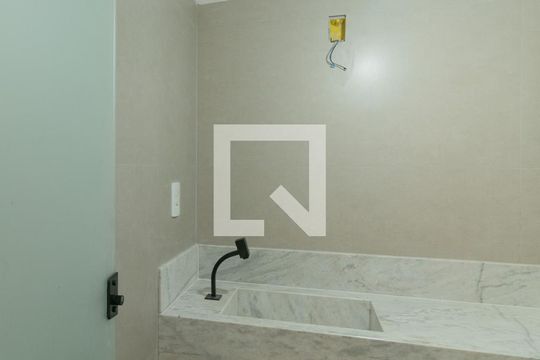 Lavabo de casa à venda com 3 quartos, 184m² em Vila Cloris, Belo Horizonte