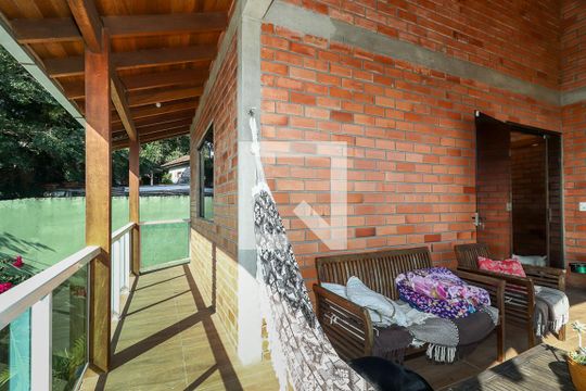 Varanda de casa à venda com 3 quartos, 130m² em Jardim Floresta, Porto Alegre