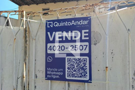 Placa de casa à venda com 2 quartos, 80m² em Engenhoca, Niterói