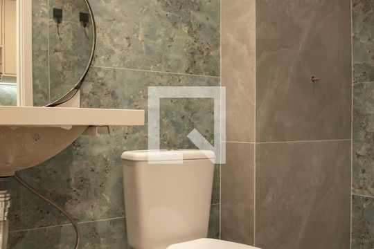 Banheiro de kitnet/studio à venda com 1 quarto, 26m² em Vila da Saúde, São Paulo
