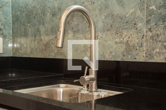 Cozinha de kitnet/studio à venda com 1 quarto, 26m² em Vila da Saúde, São Paulo