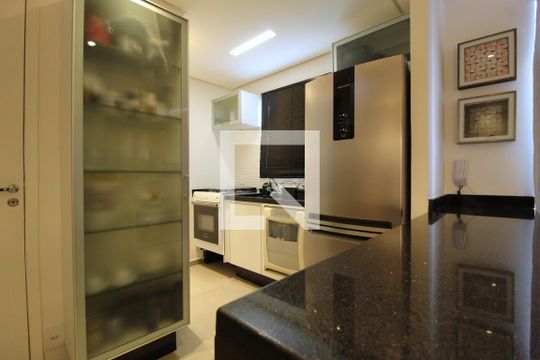 Cozinha de kitnet/studio à venda com 1 quarto, 50m² em Itaim Bibi, São Paulo