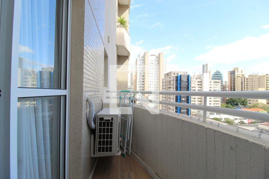 Varanda de kitnet/studio à venda com 1 quarto, 50m² em Itaim Bibi, São Paulo