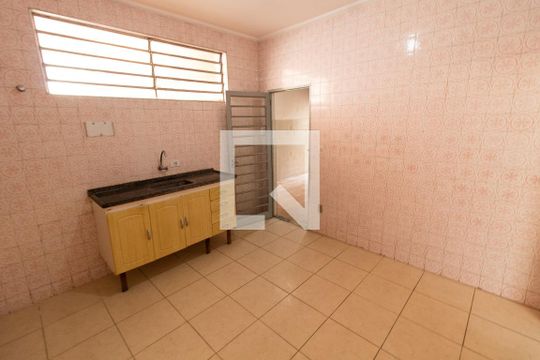 Cozinha de casa para alugar com 4 quartos, 191m² em Nova Campinas, Campinas