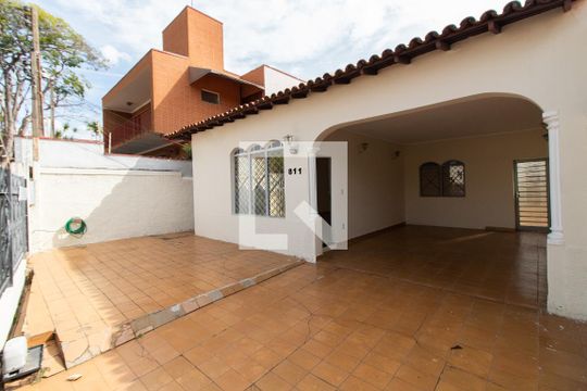 Garagem de casa para alugar com 4 quartos, 191m² em Nova Campinas, Campinas