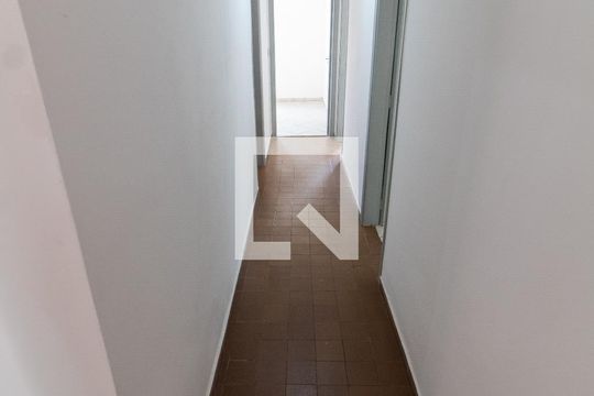 Corredor de casa para alugar com 4 quartos, 191m² em Nova Campinas, Campinas
