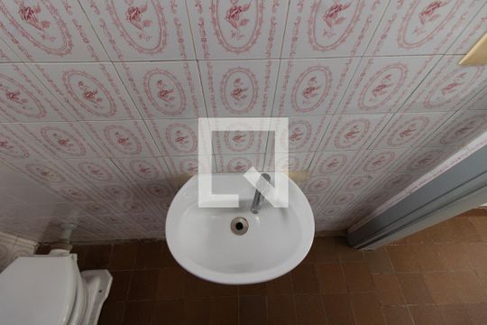 Lavabo de casa para alugar com 4 quartos, 191m² em Nova Campinas, Campinas