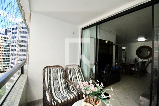 Varanda da Sala de apartamento para alugar com 4 quartos, 197m² em Pituba, Salvador