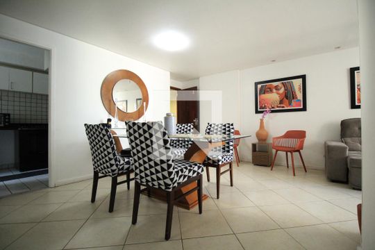 Sala de apartamento para alugar com 4 quartos, 197m² em Pituba, Salvador