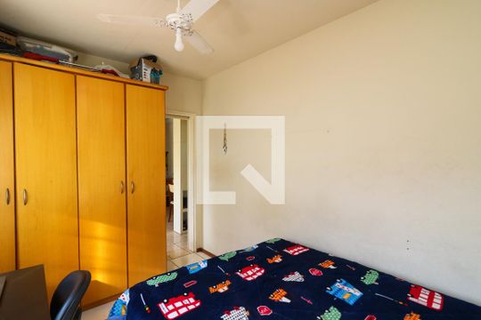 Quarto de apartamento à venda com 1 quarto, 44m² em Azenha, Porto Alegre