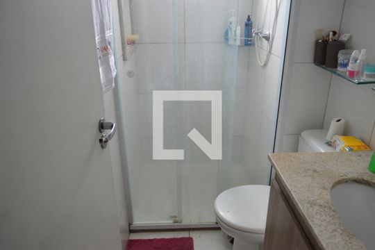 Banheiro de apartamento à venda com 2 quartos, 50m² em Cambuci, São Paulo