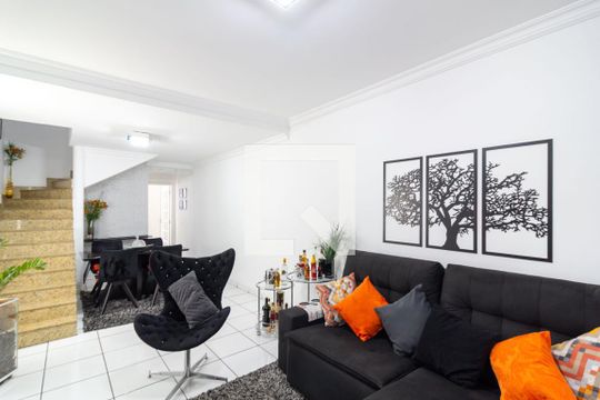 Casa à venda com 3 quartos, 145m² em Vila do Castelo, São Paulo