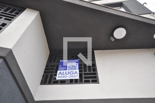 Placa de apartamento para alugar com 1 quarto, 26m² em Vila Gustavo, São Paulo