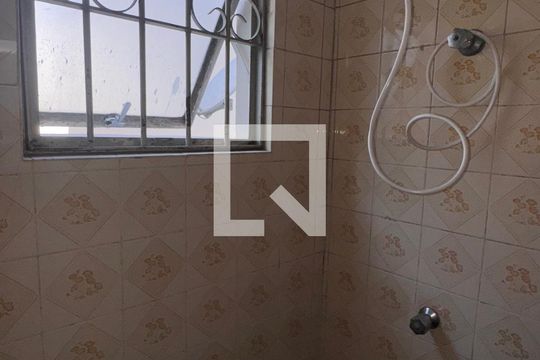 Banheiro de apartamento à venda com 1 quarto, 63m² em Vila Proost de Souza, Campinas