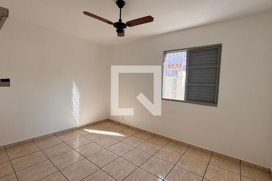 Quarto  de apartamento à venda com 1 quarto, 63m² em Vila Proost de Souza, Campinas