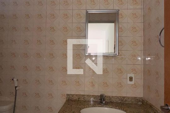 Banheiro de apartamento à venda com 1 quarto, 63m² em Vila Proost de Souza, Campinas